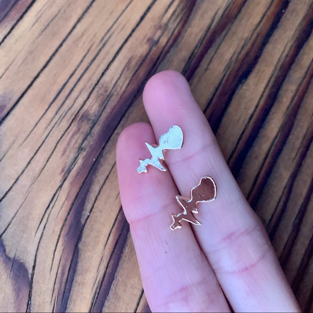 HEART BEAT ♡ Stud Earrings - Picture 2 of 6
